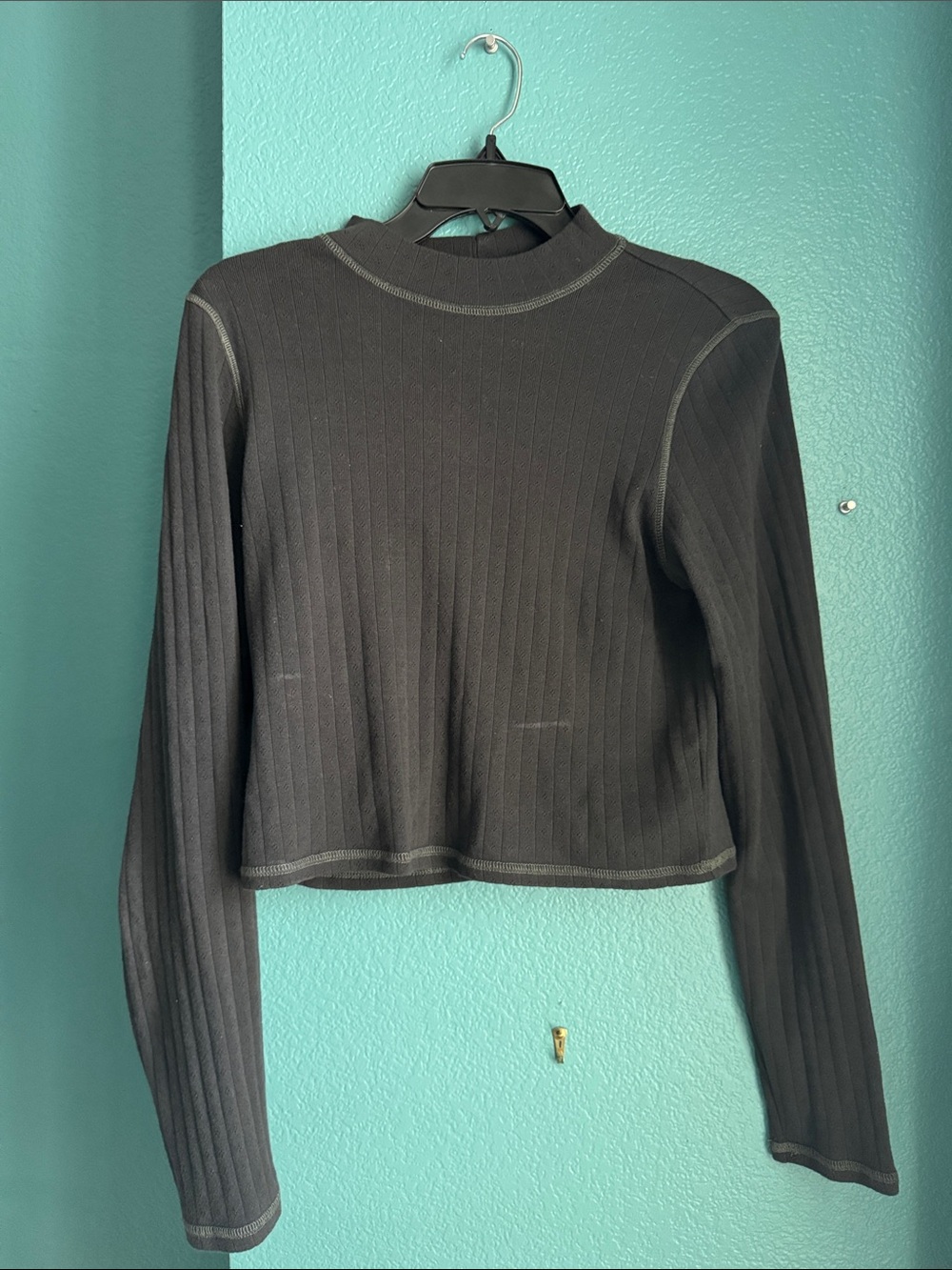 American Eagle Outfitters Dark Gray Ribbed Long-Sleeve Top with Contrast Stitch
